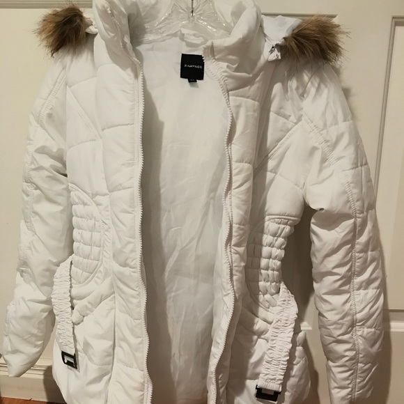 SALE‼️ LIKE NEW White fur hood coat - Picture 3 of 5